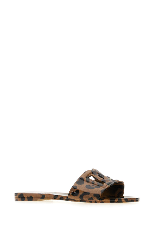 SLIPPERS_CW2215A0017_HY13M_Image_2