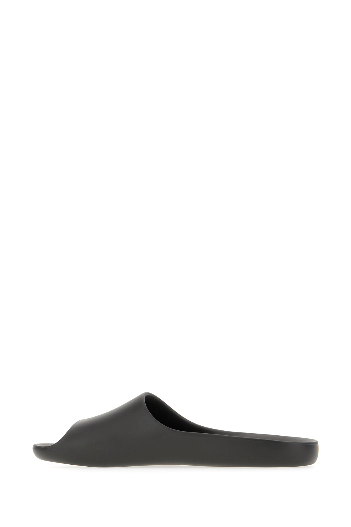 SLIPPERS_F1657RC4_BLK_Image_3