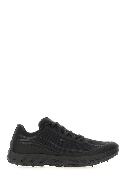 SNEAKERS_002M_STBLK_Image_1