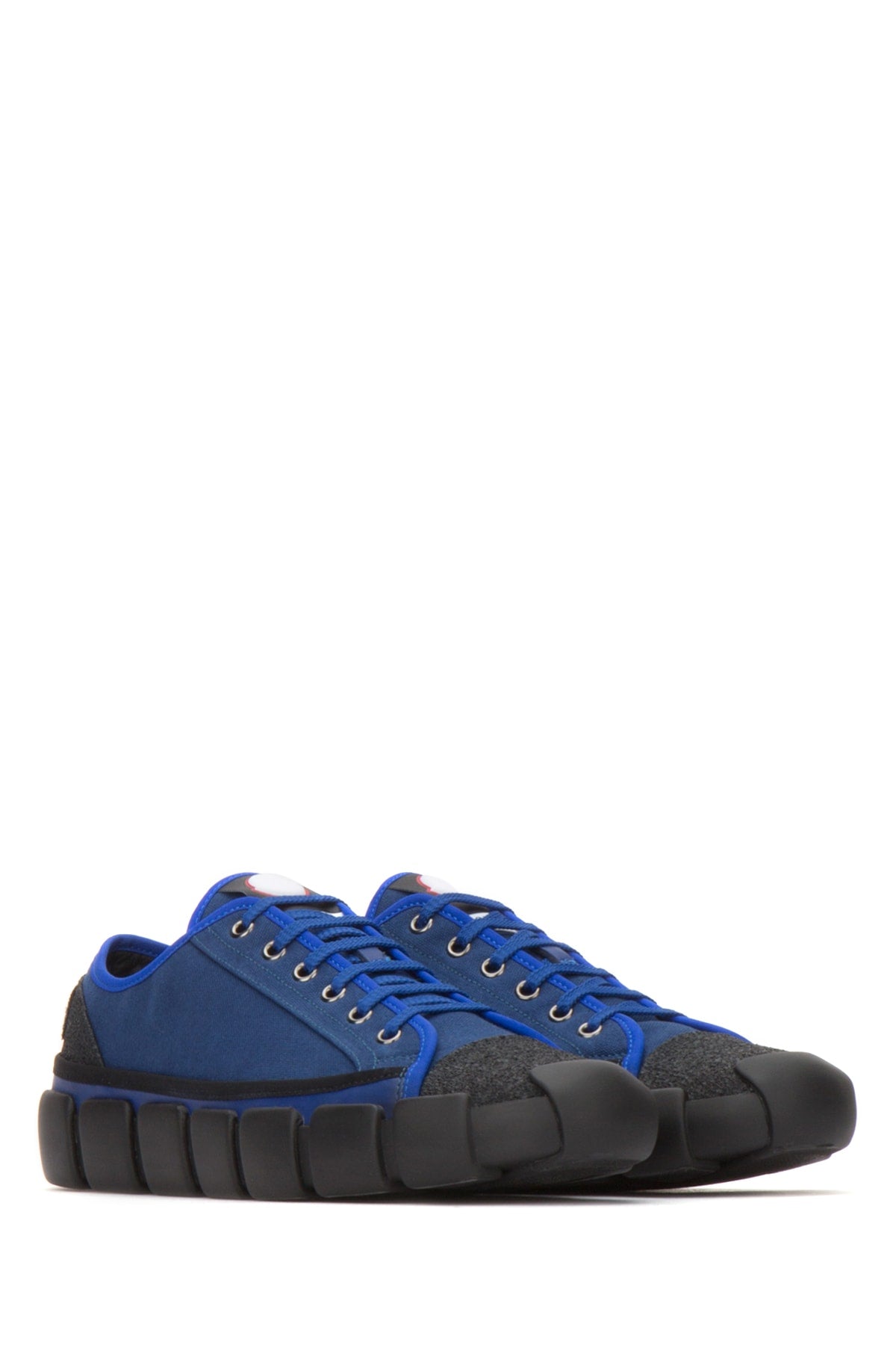 SNEAKERS_004160001AGC_736_Image_2