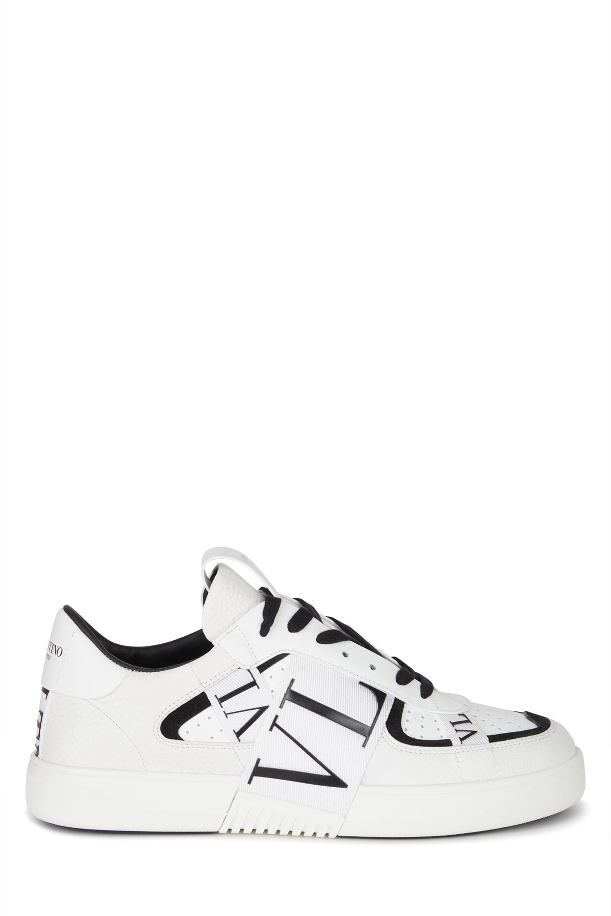 SNEAKERS_1Y0S0C58GAK_A01_Image_1