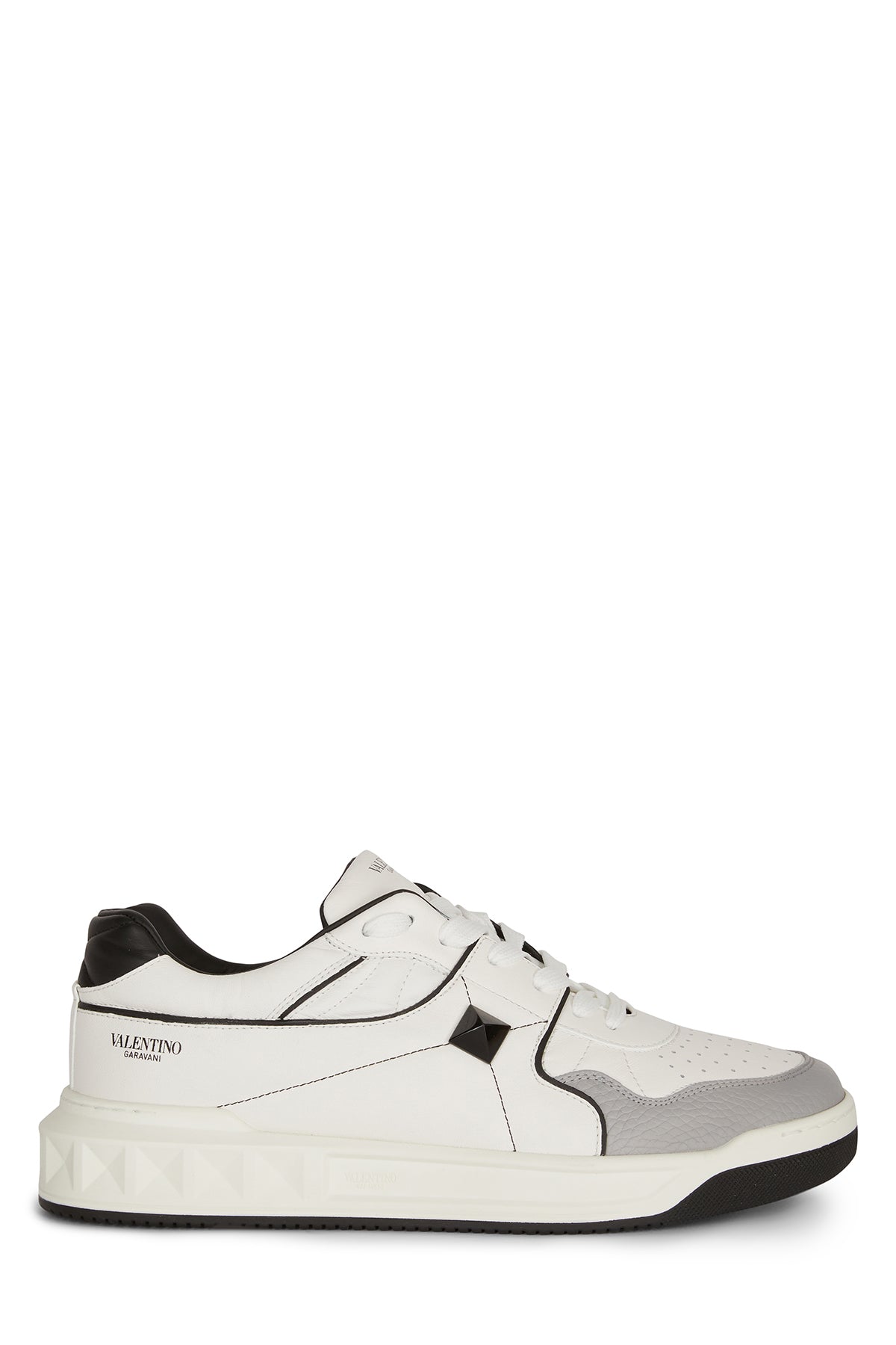 SNEAKERS_1Y0S0E71NWN_0N2_Image_1