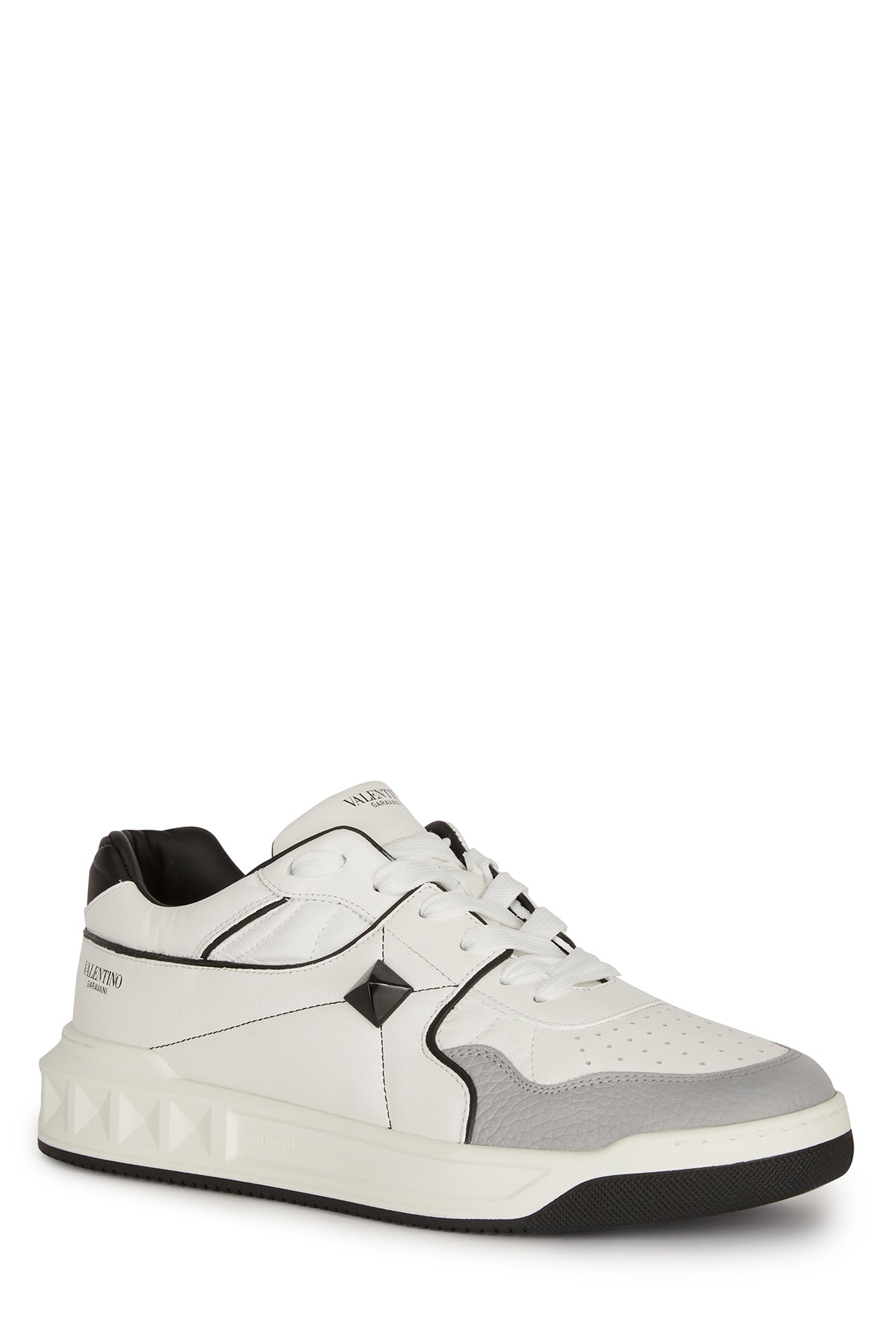 SNEAKERS_1Y0S0E71NWN_0N2_Image_2