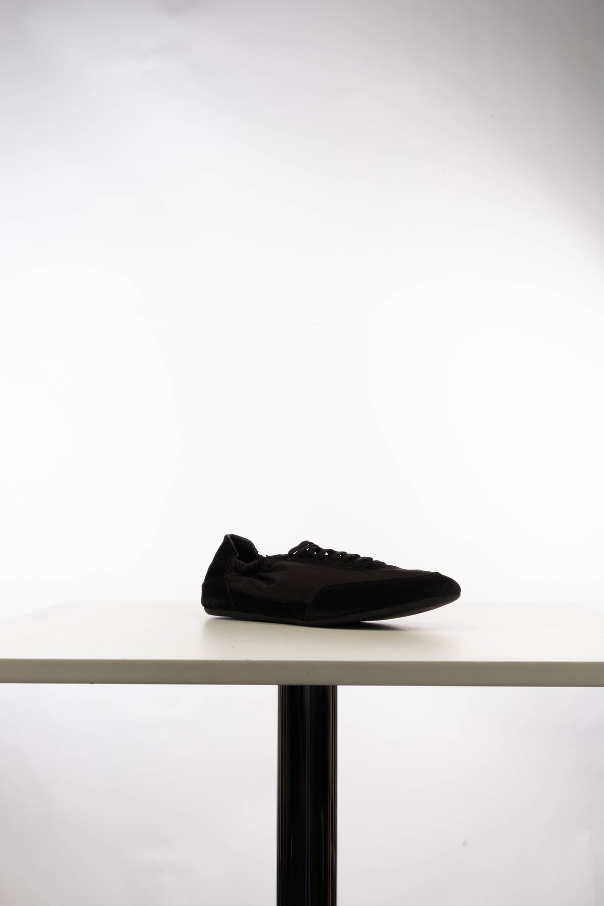 SNEAKERS_2EG479FG001D7C_F0002_Image_2