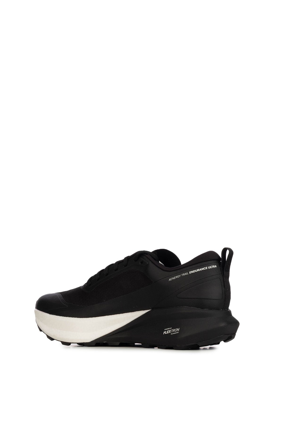 SNEAKERS_309000130_0047_Image_3