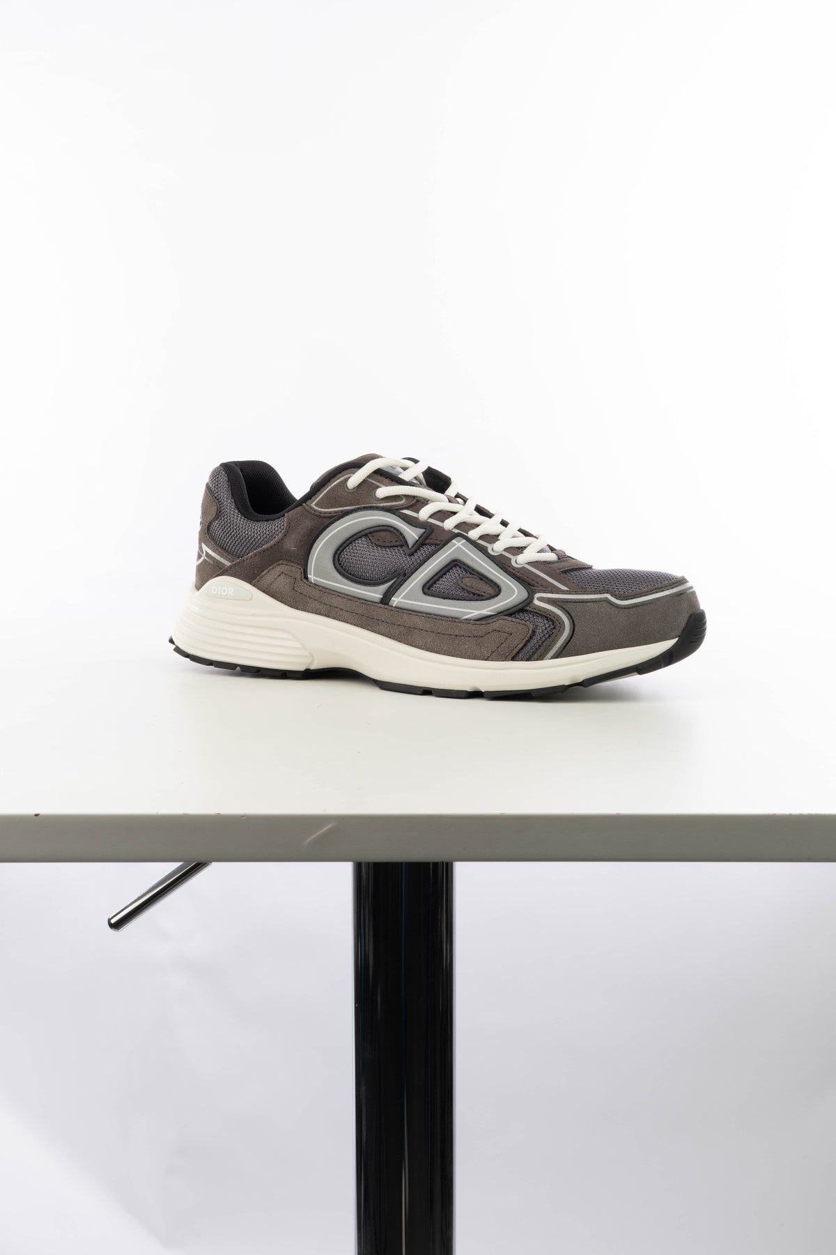 SNEAKERS_3SN279AFQ_895_Image_2