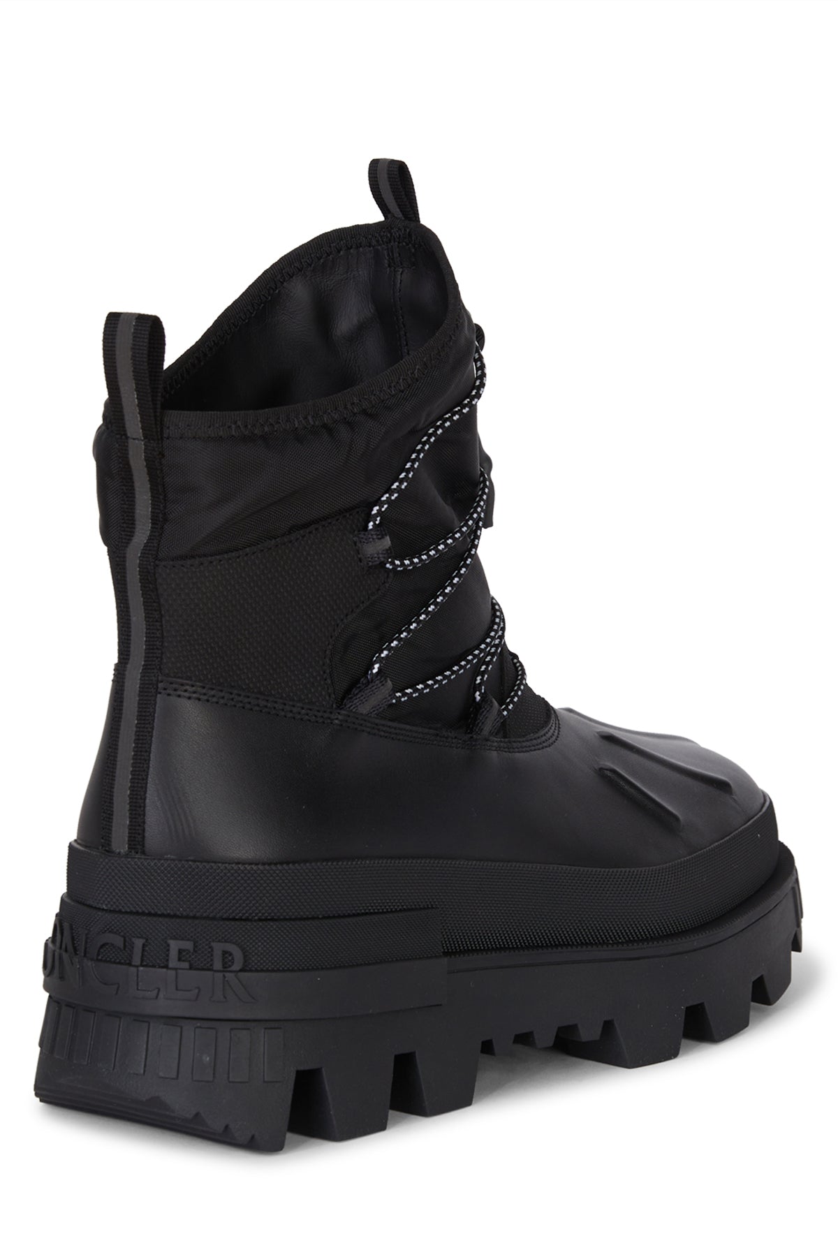 SNEAKERS_4F00010M1907_999_Image_3