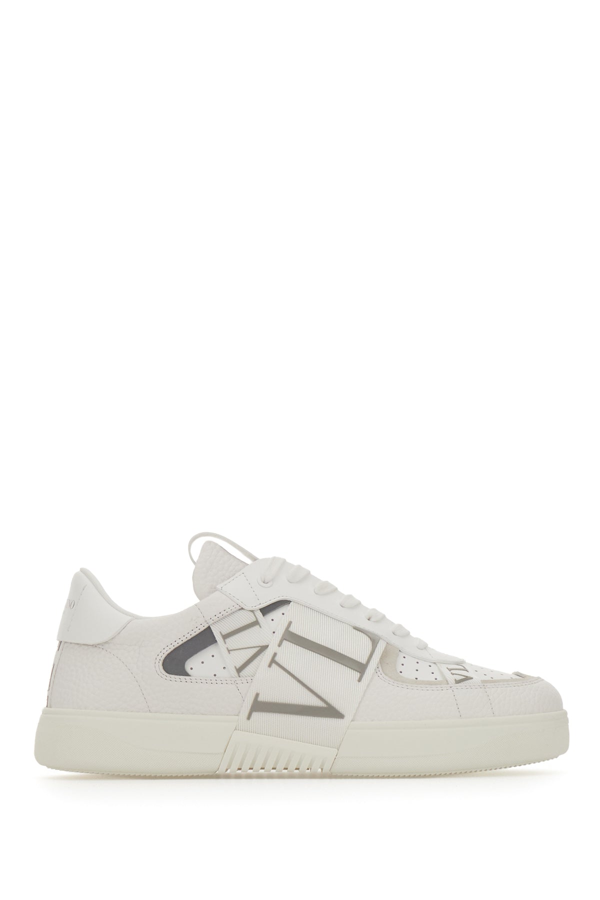 SNEAKERS_4Y2S0C58WRQ_22E_Image_1
