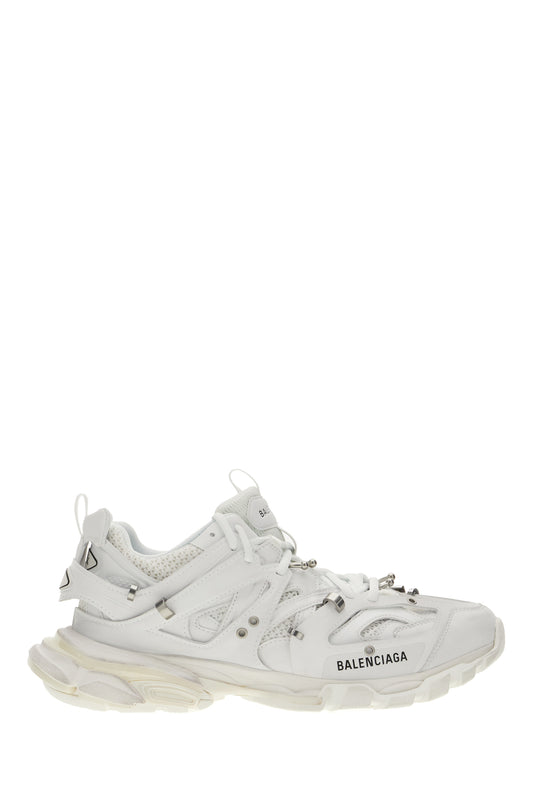 SNEAKERS_542023WTRPG_9000_Image_1