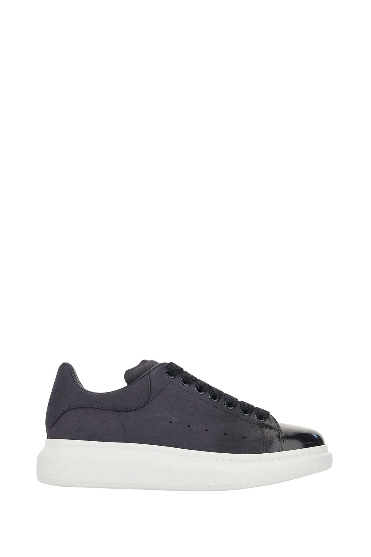 SNEAKERS_553680WIAKR_4008_Image_1