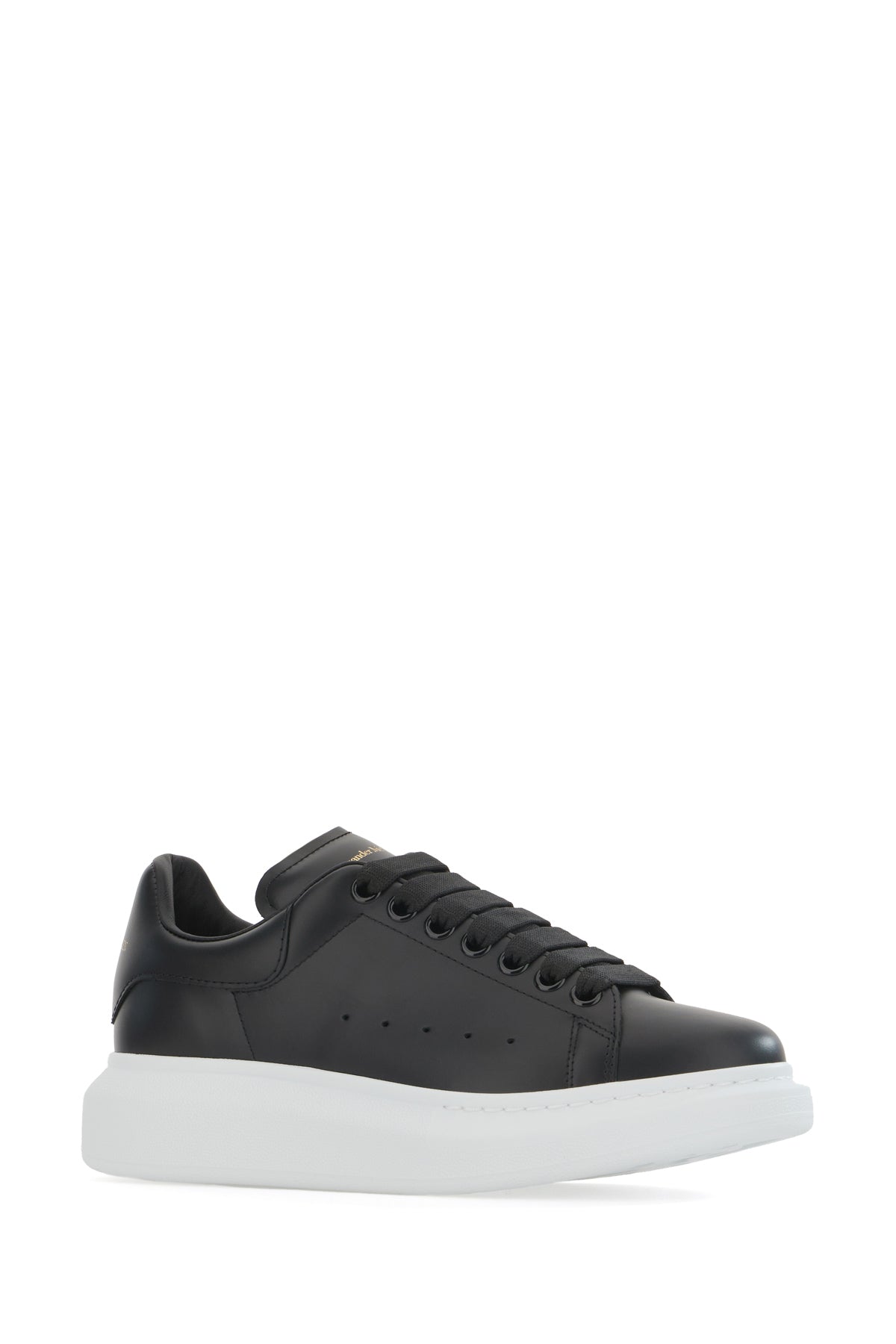 SNEAKERS_553770WHGP0_1000_Image_2