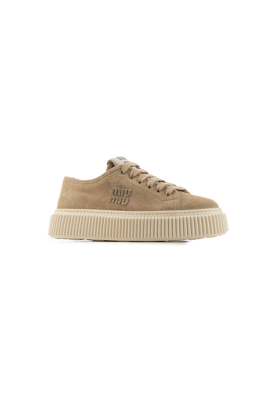 SNEAKERS_5E389EFD005054_F0F24_Image_2