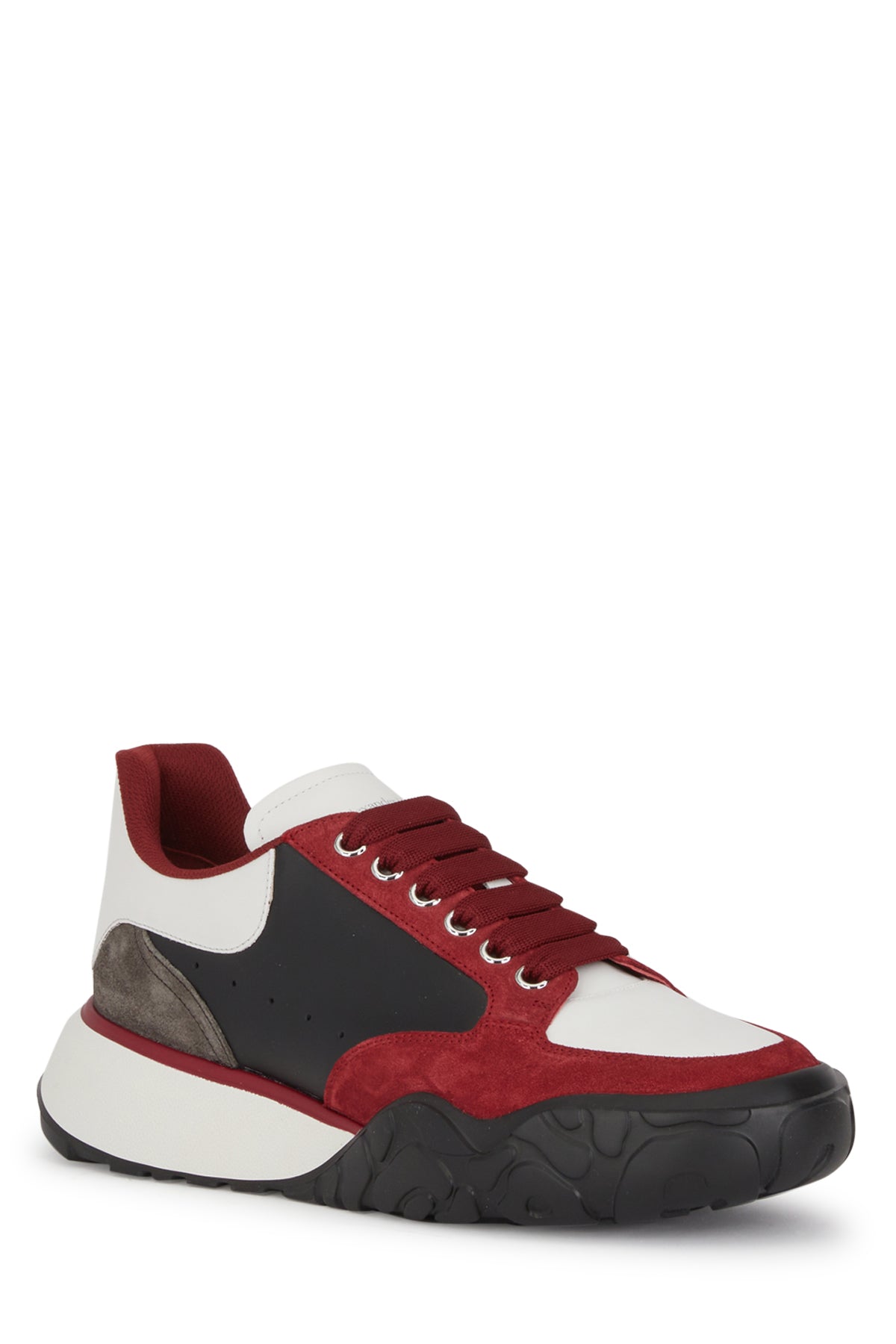 SNEAKERS_667799WID6J_8829_Image_2