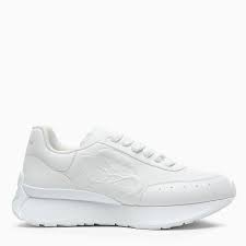 SNEAKERS_687995WIC94_9000_Image_1