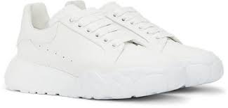 SNEAKERS_705182WICD2_9000_Image_1