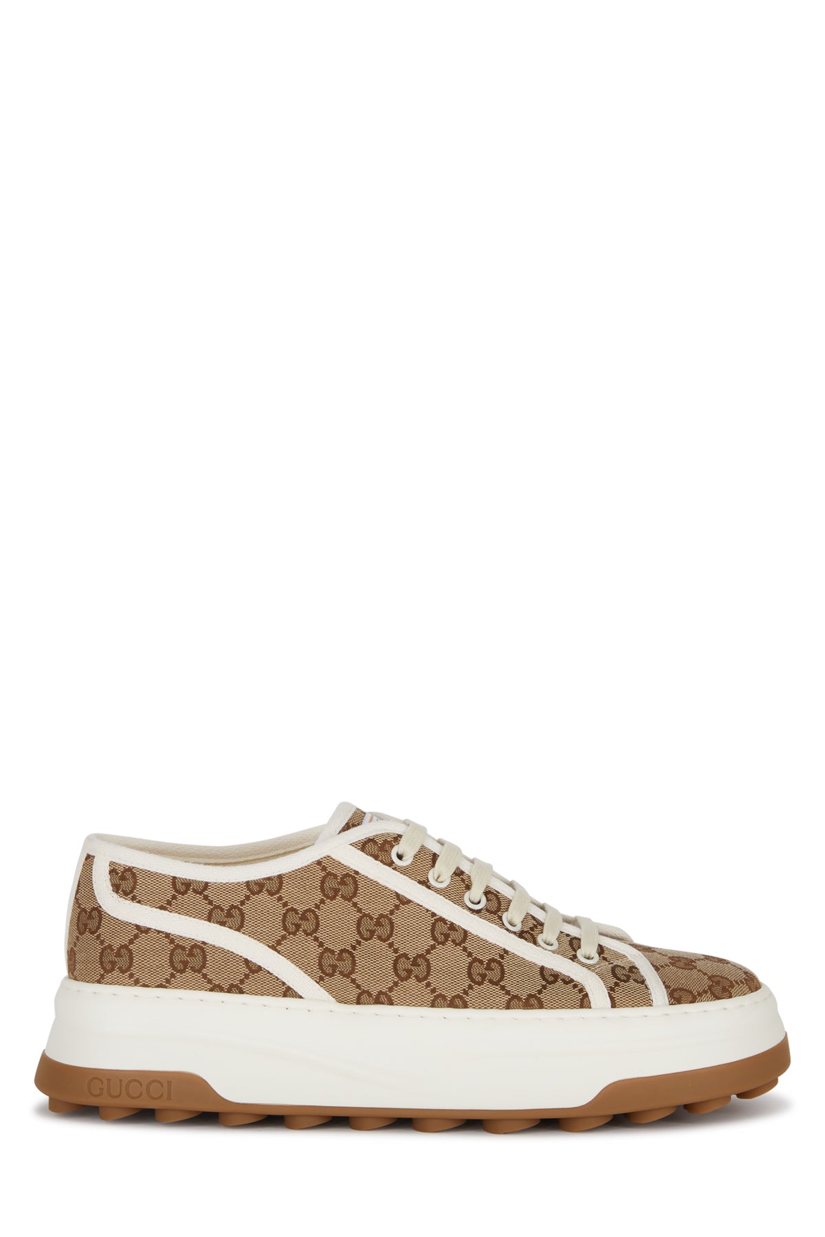 SNEAKERS_74599720Q20_9745_Image_1