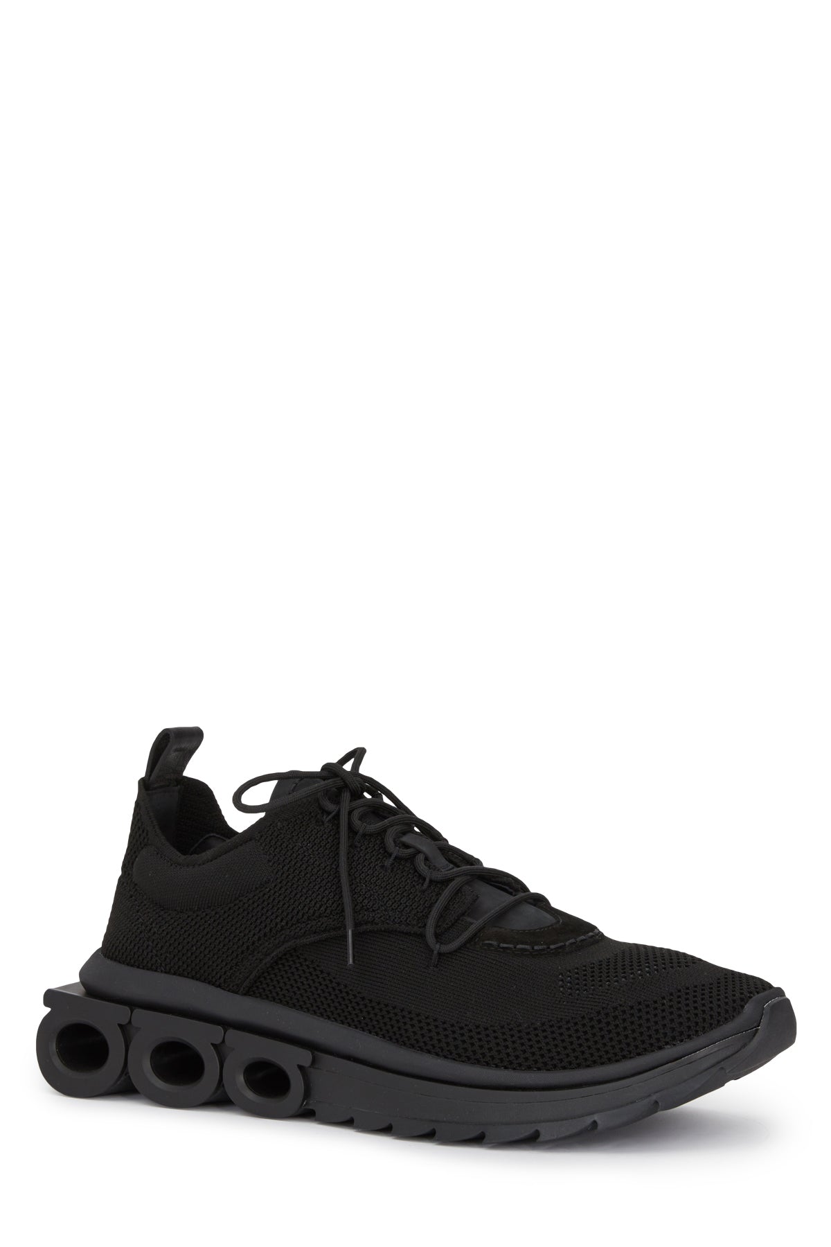 SNEAKERS_760649_005_Image_2
