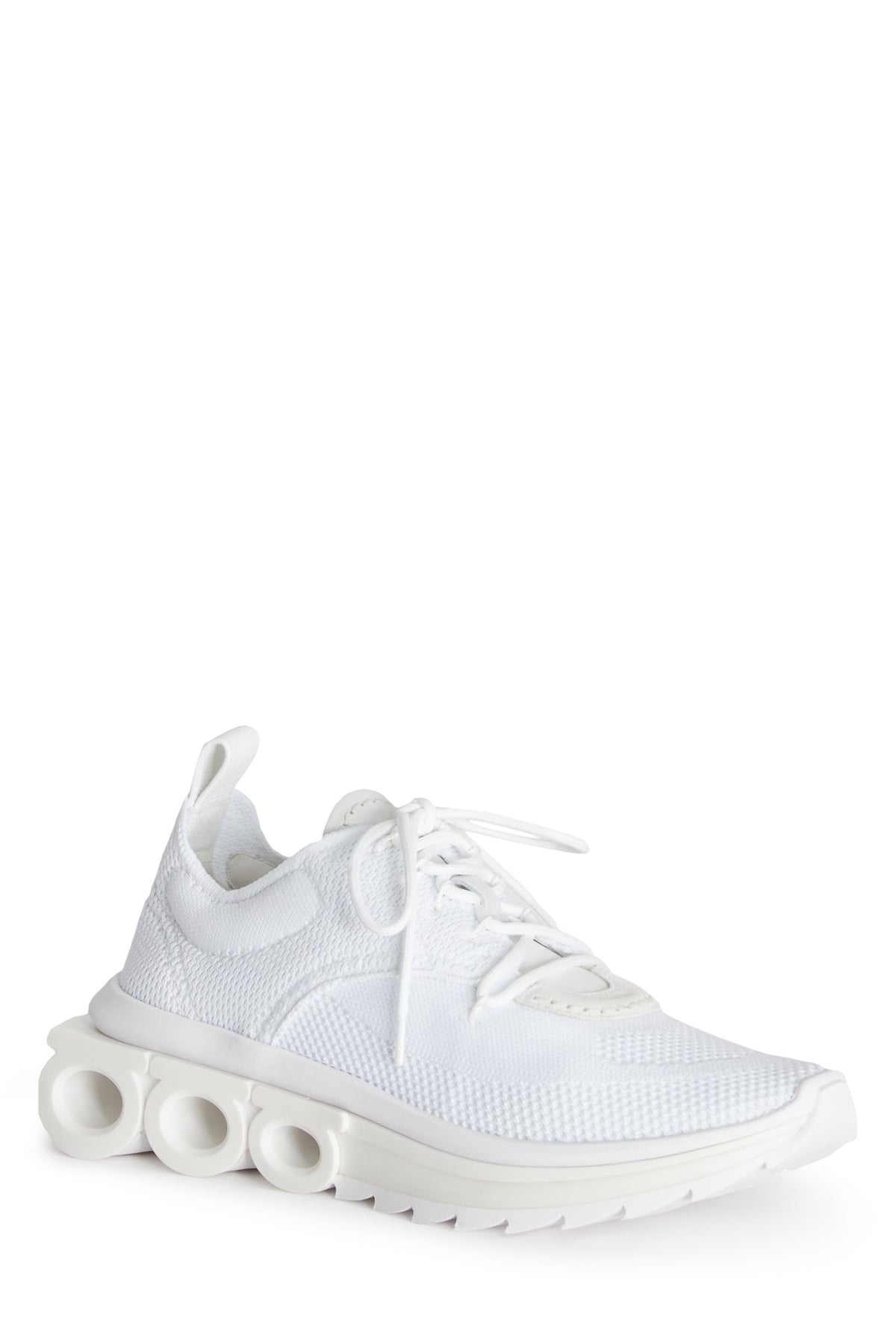 SNEAKERS_760870_004_Image_2