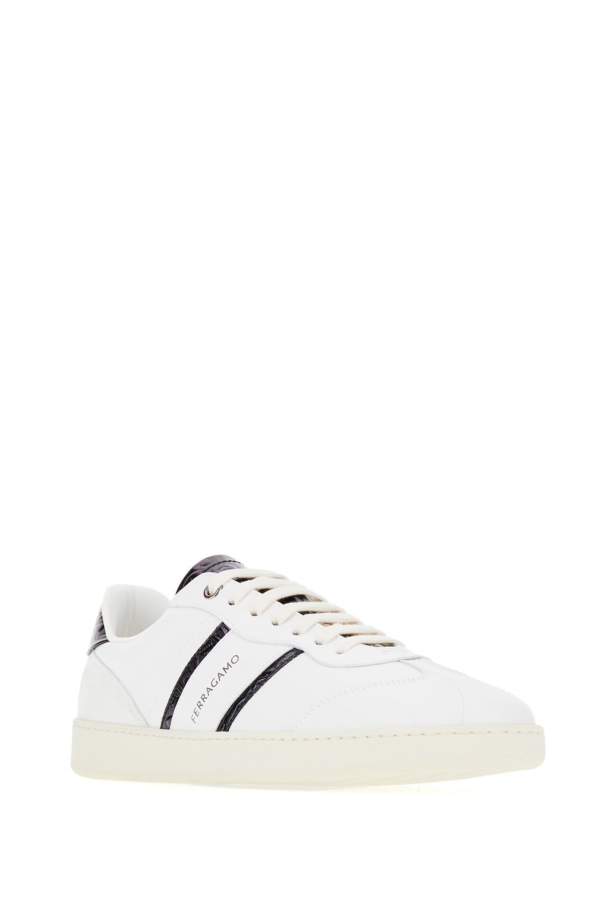 SNEAKERS_766323_002_Image_2