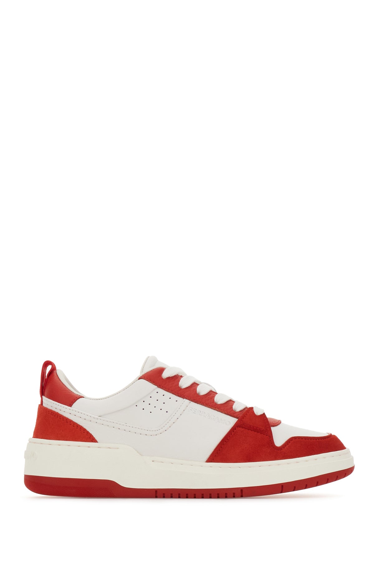 SNEAKERS_769650_001_Image_1
