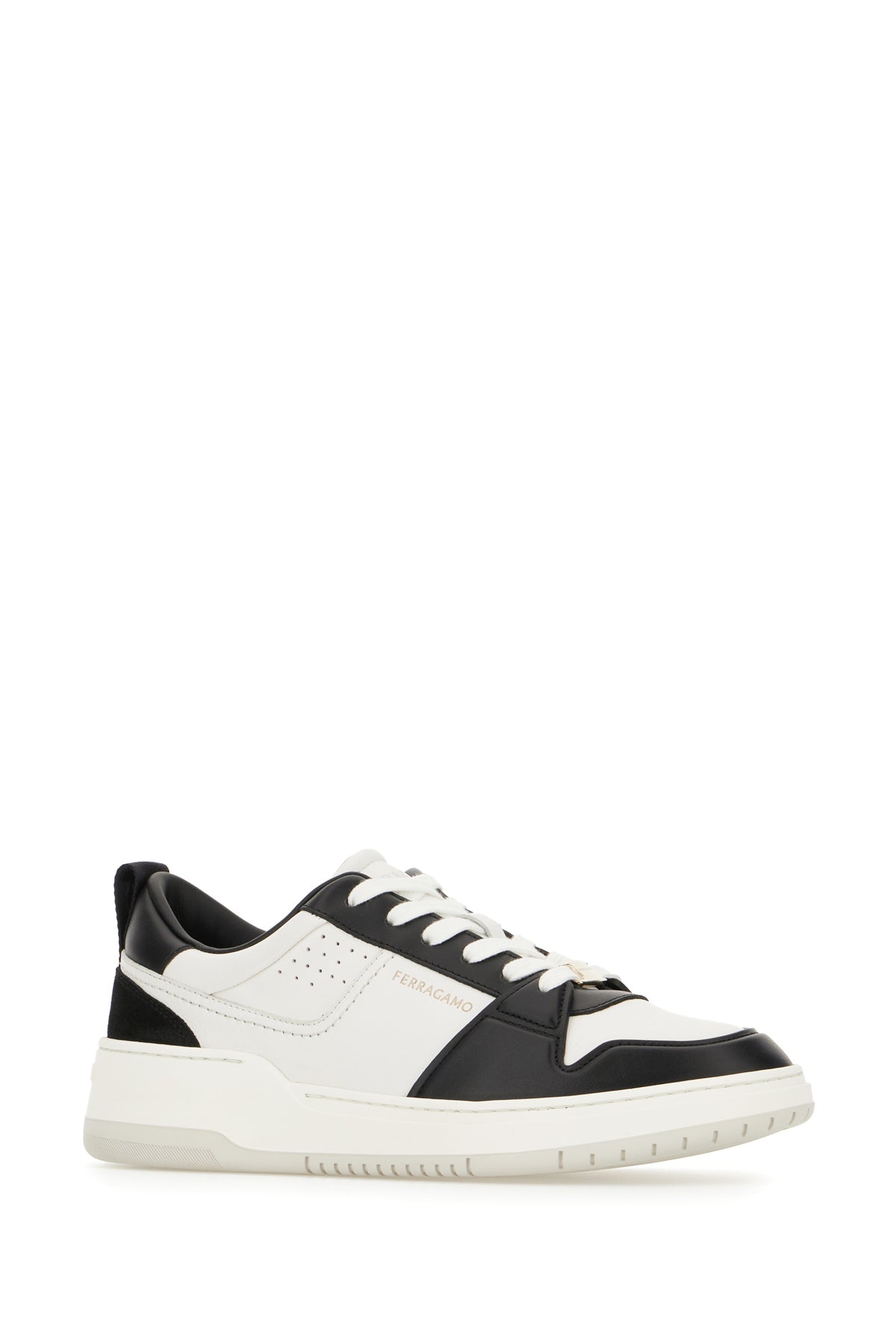 SNEAKERS_770882_007_Image_2