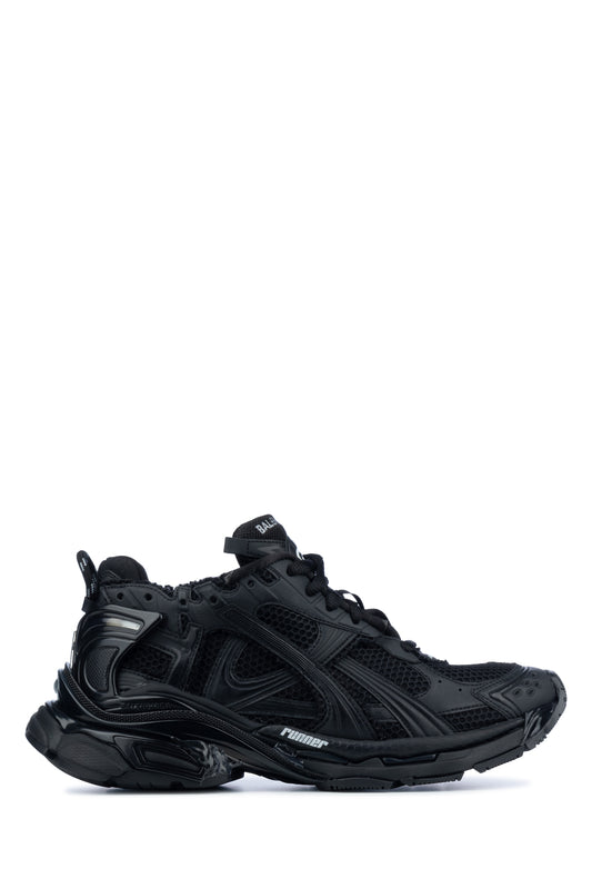 SNEAKERS_772774W3RBT_1000_Image_1