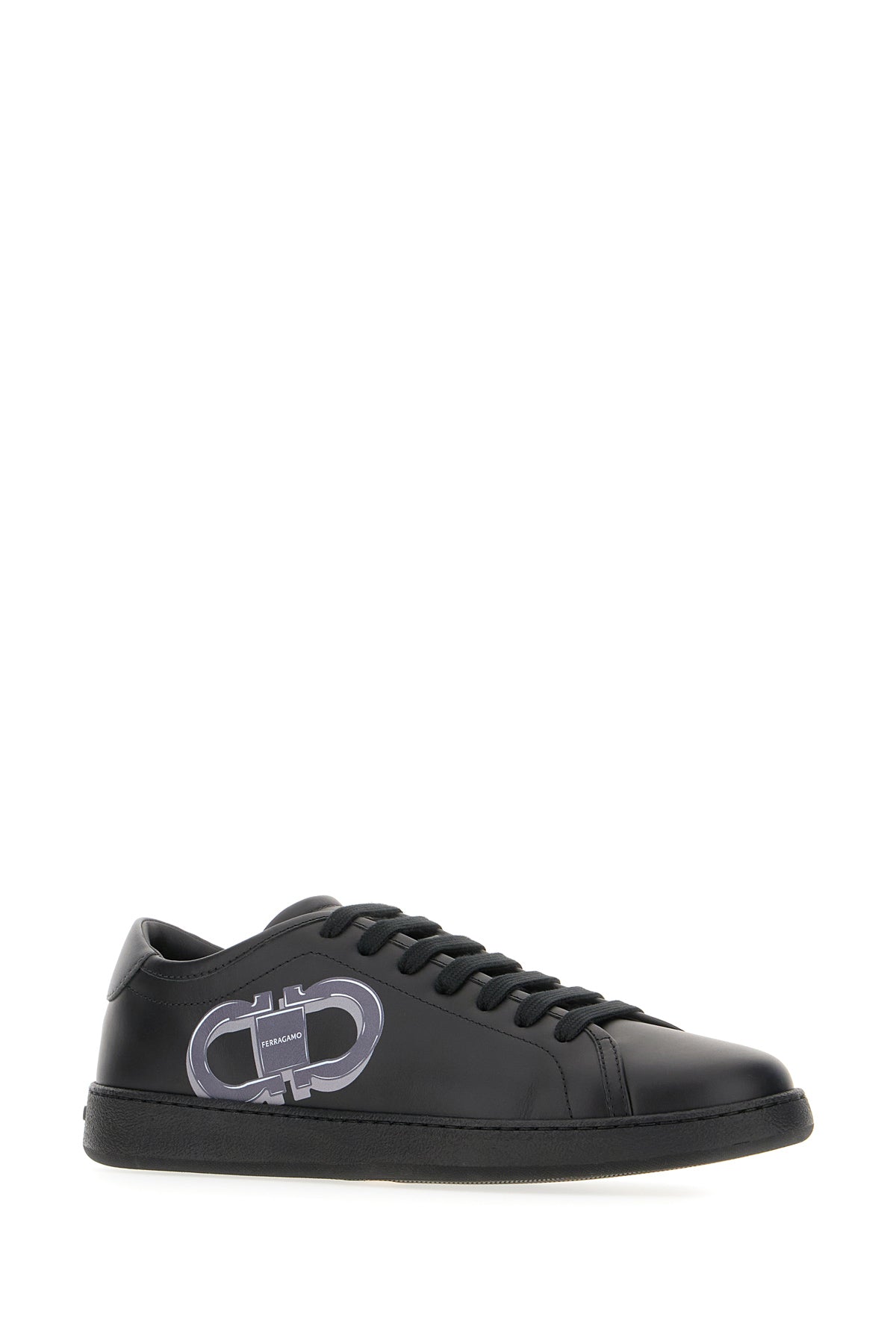 SNEAKERS_780989_001_Image_2