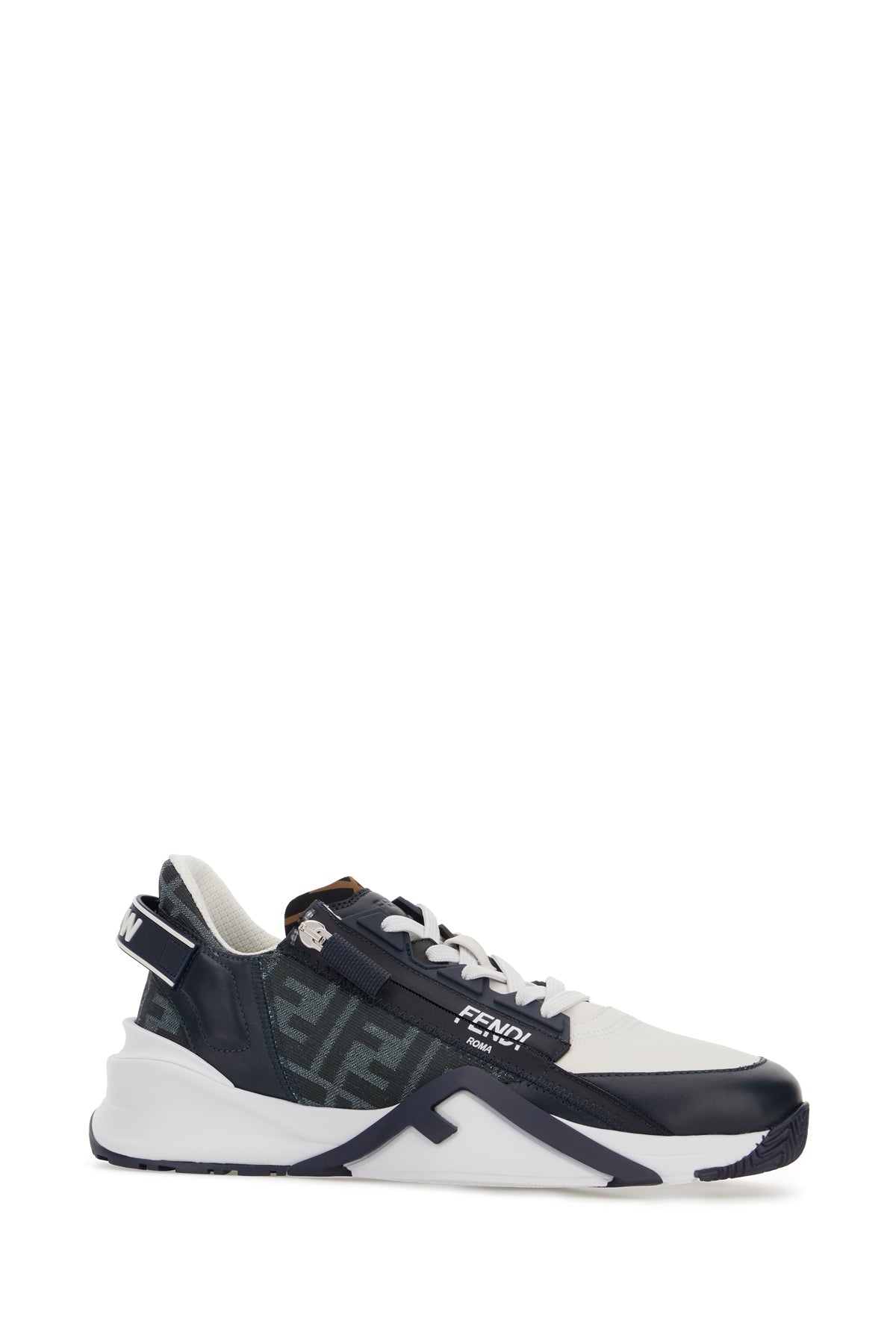 SNEAKERS_7E1392AJZH_F1OID_Image_2