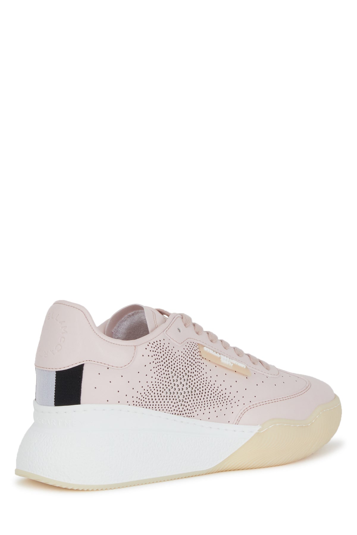SNEAKERS_810239E00130_6900_Image_3