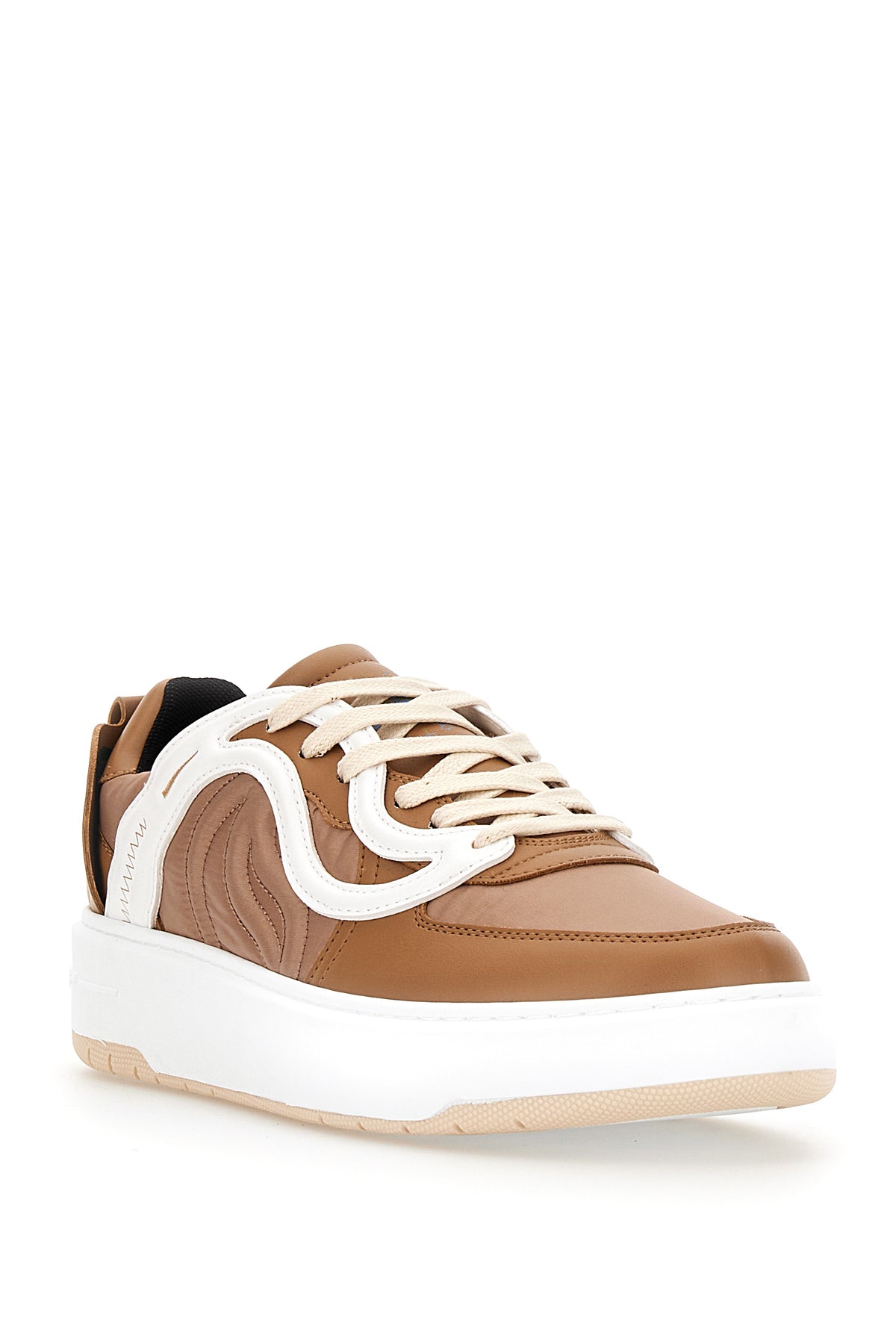 SNEAKERS_810286E00144_2137_Image_2