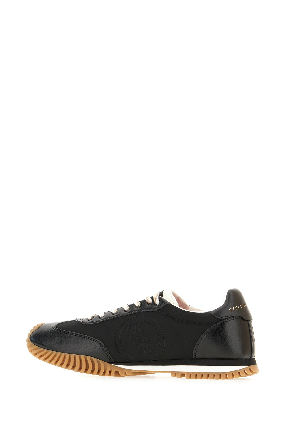 SNEAKERS_810564E00246_1000_Image_3