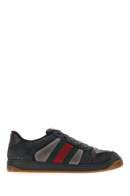 SNEAKERS_857889FAFEN_1077_Image_1
