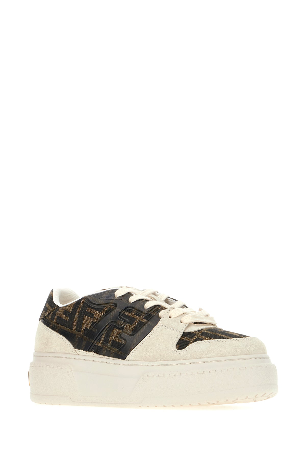 SNEAKERS_8E8572AQ6I_F1PYW_Image_2