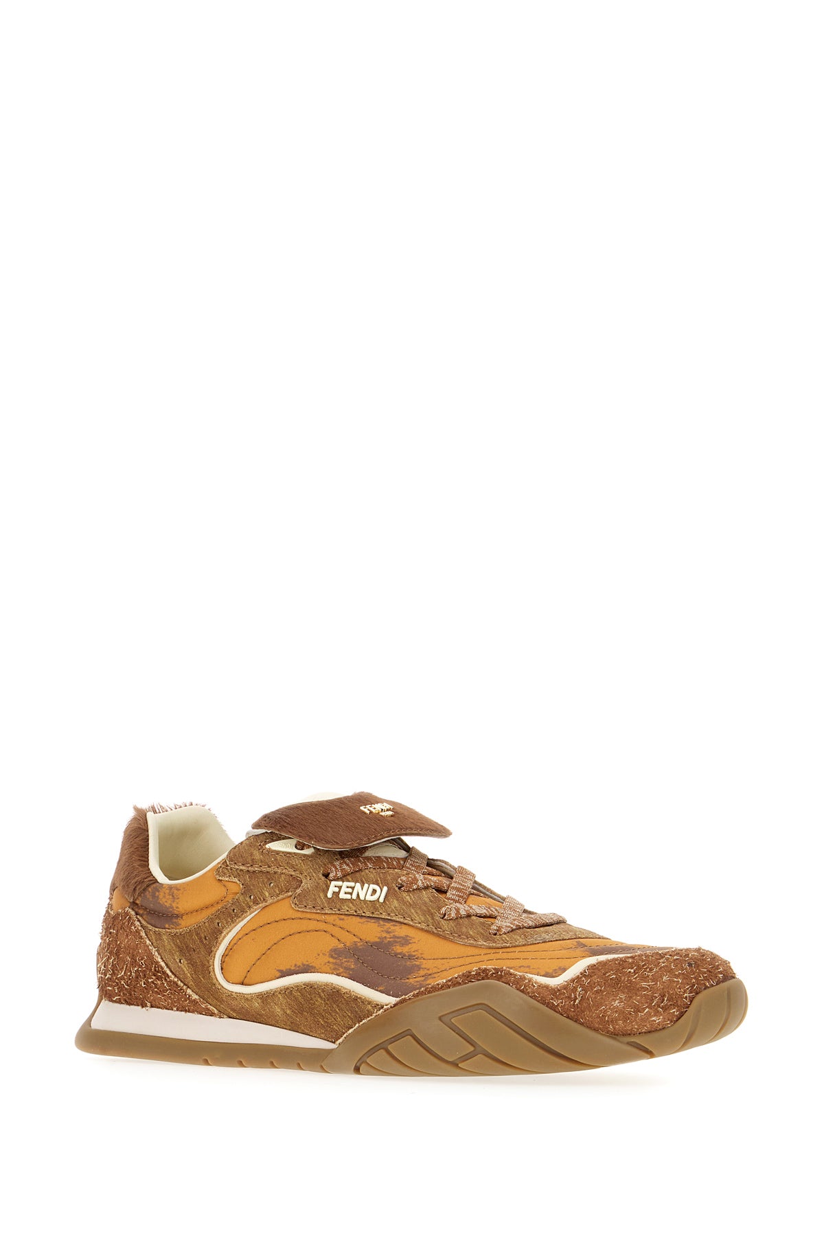SNEAKERS_8E8820AYC9_F1TY7_Image_2