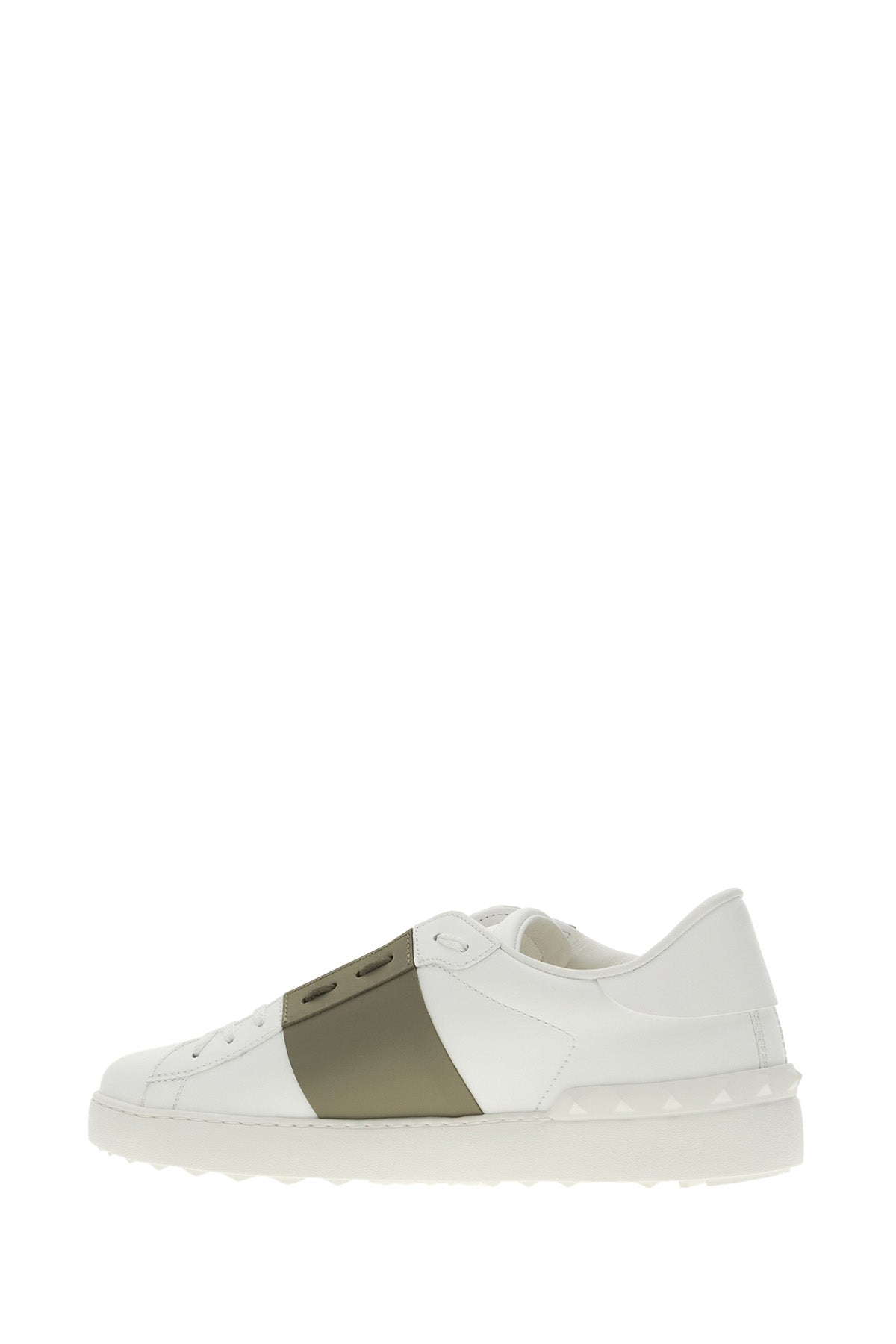 SNEAKERS_9Y2S0N84BYA_4N2_Image_3