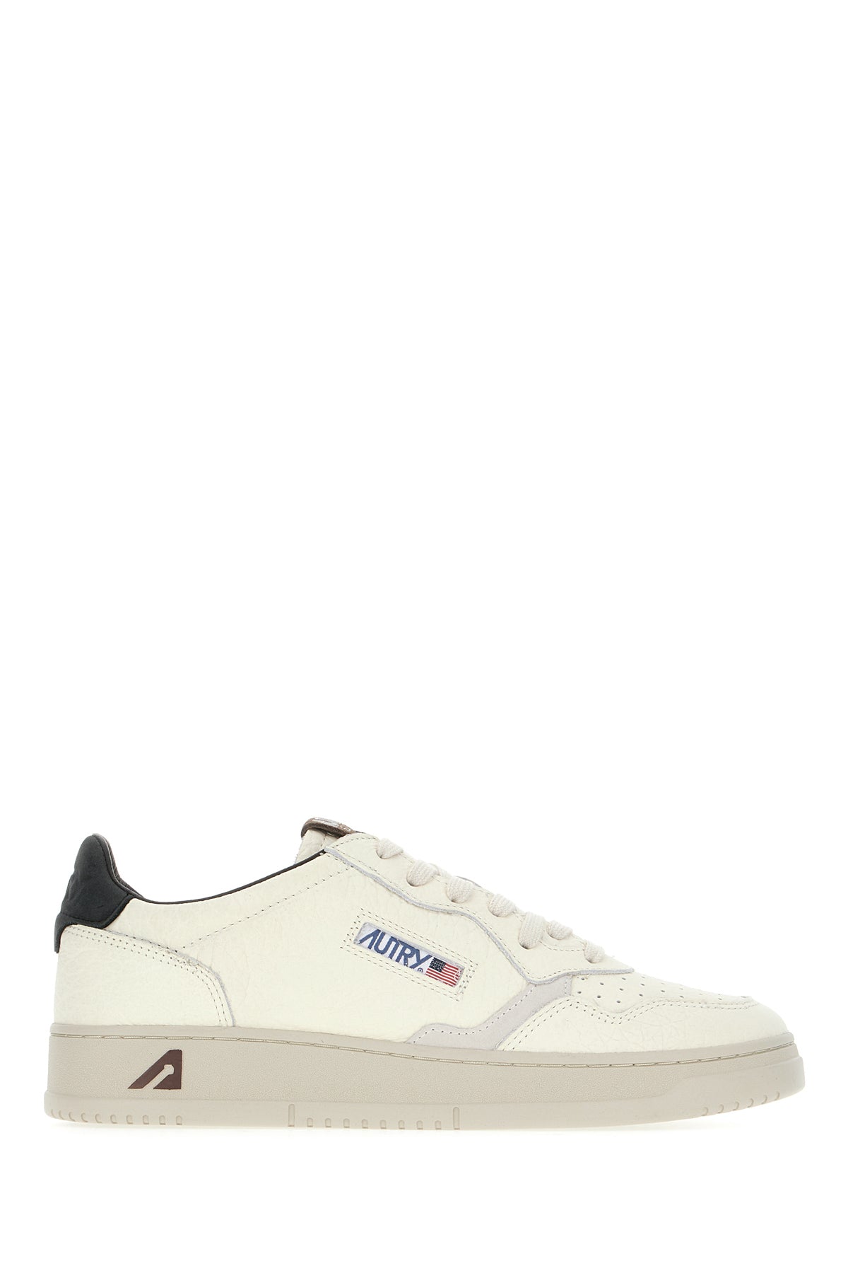 SNEAKERS_AULMLE15_BLACKPINECONE_Image_1
