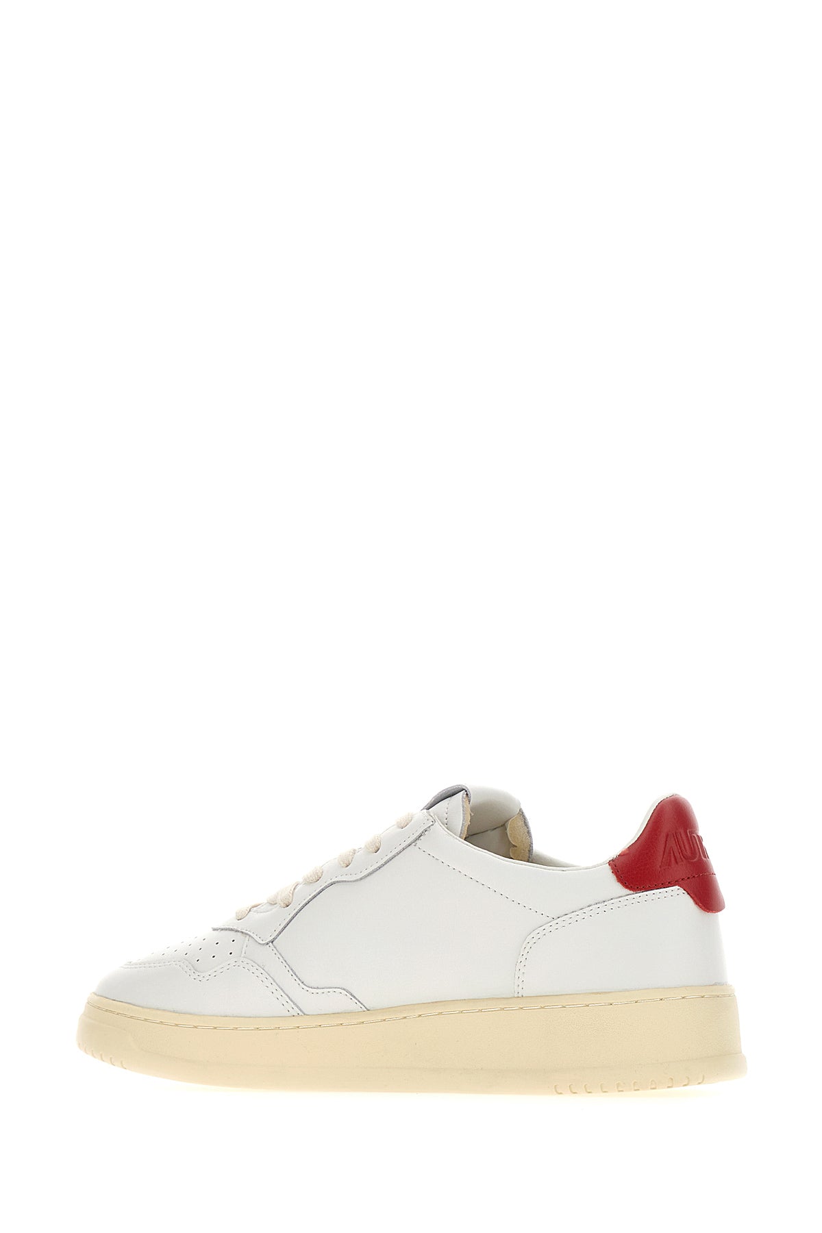 SNEAKERS_AULMLL21_WHITERED_Image_3