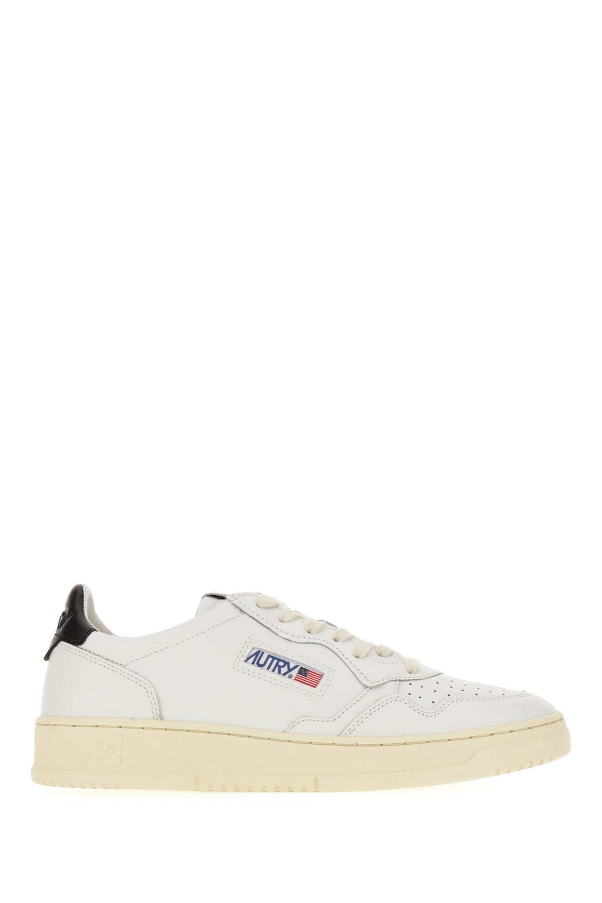 SNEAKERS_AULMLL22_WHT_BLACK_Image_1