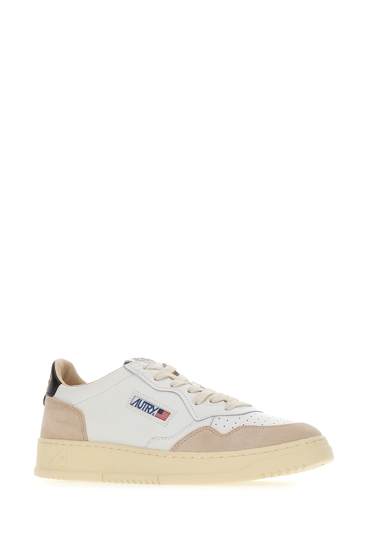 SNEAKERS_AULMLS21_WHT_BLACK_Image_2