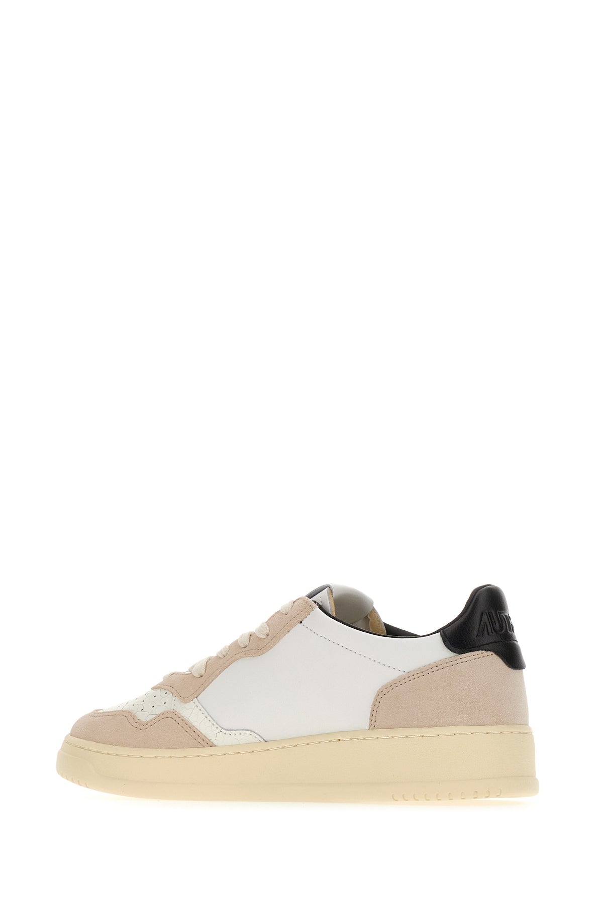 SNEAKERS_AULMVY02_WHTSNDBLK_Image_3