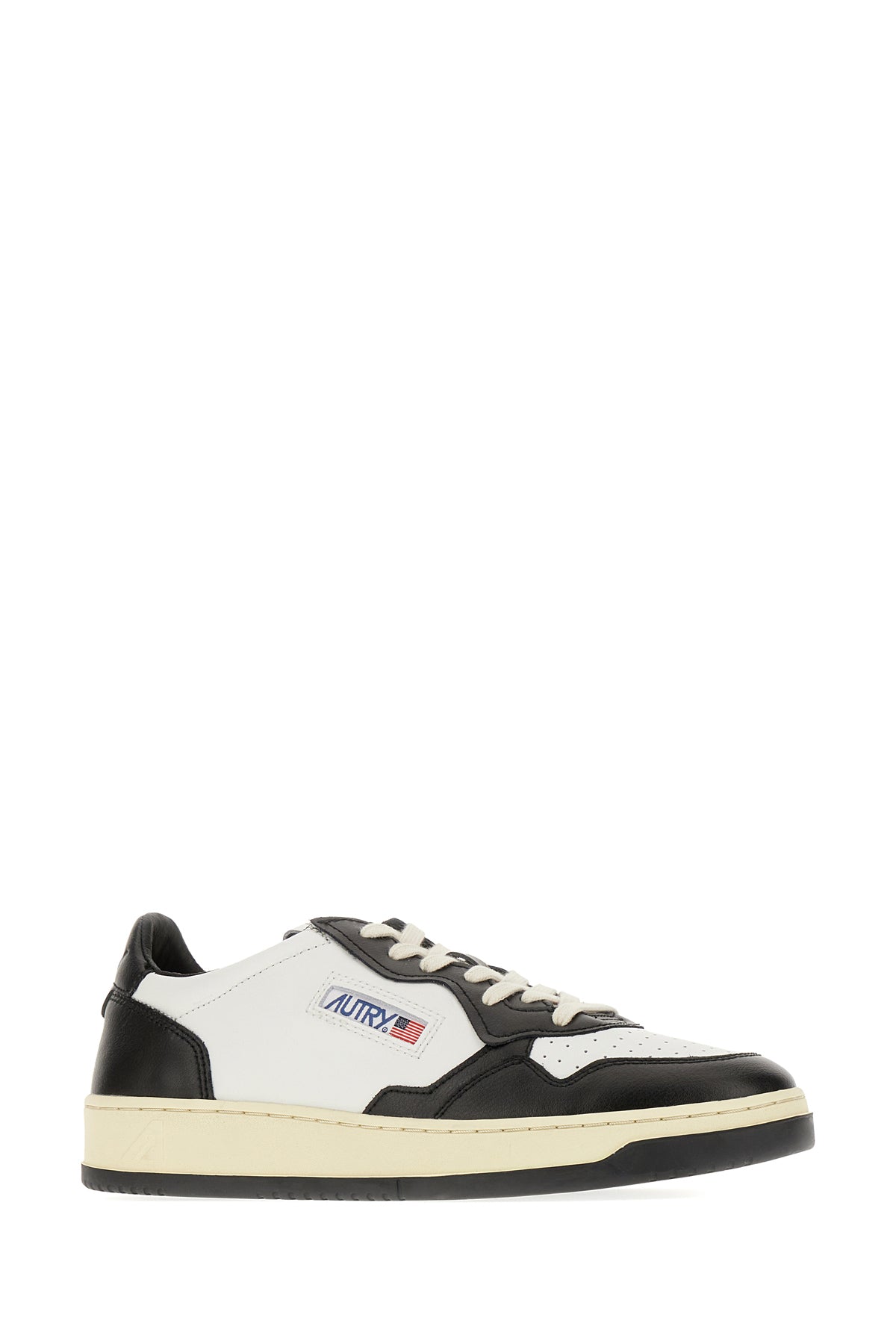 SNEAKERS_AULMWB01_WHITEBLACK_Image_2