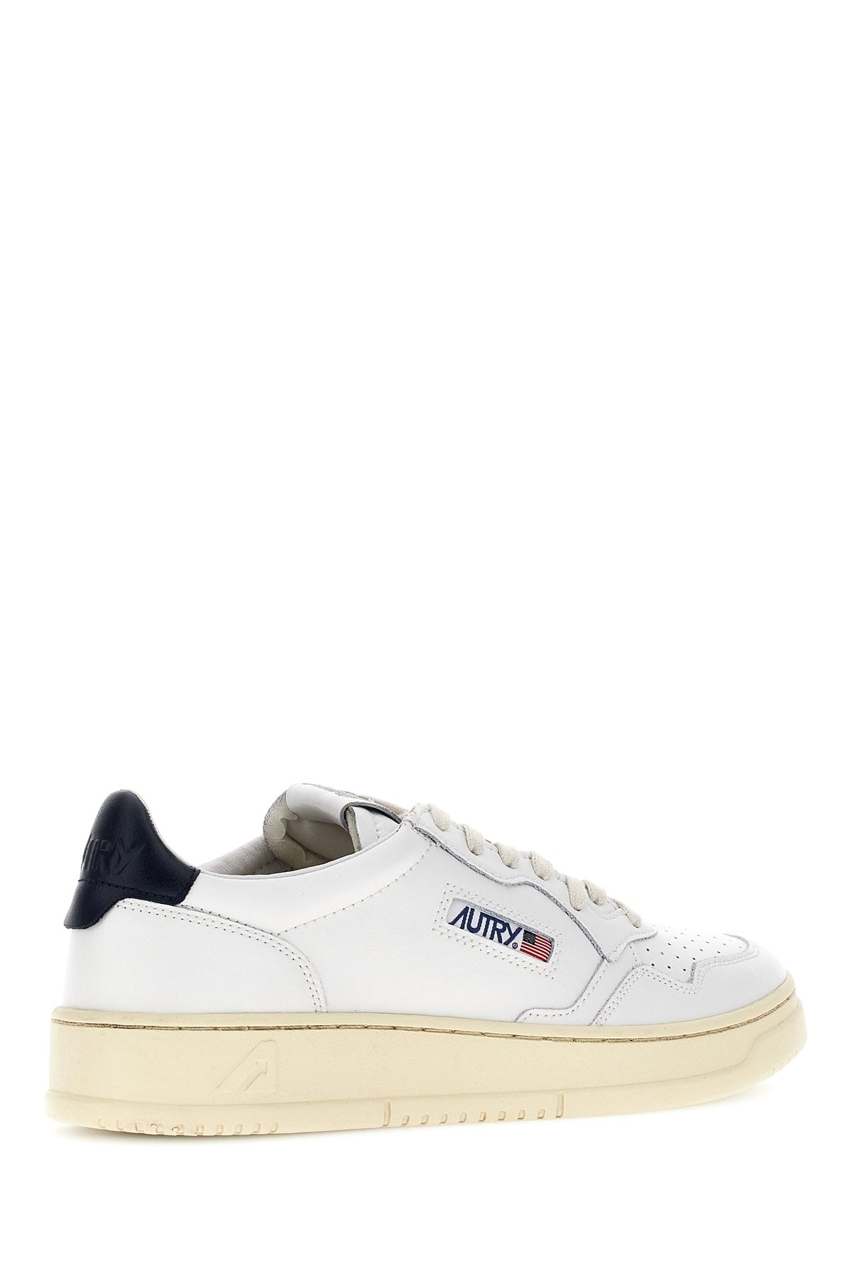 SNEAKERS_AULM_LL12_Image_3
