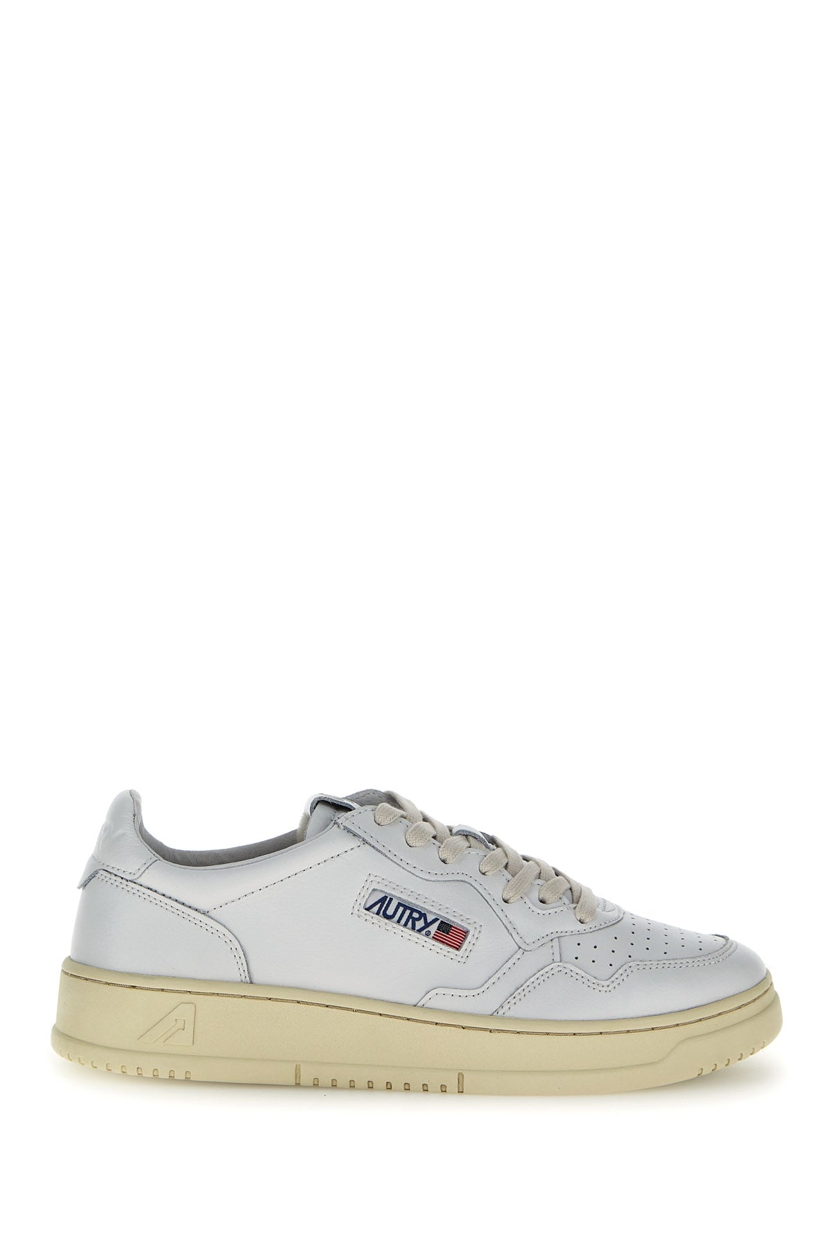 SNEAKERS_AULM_LL15_Image_1