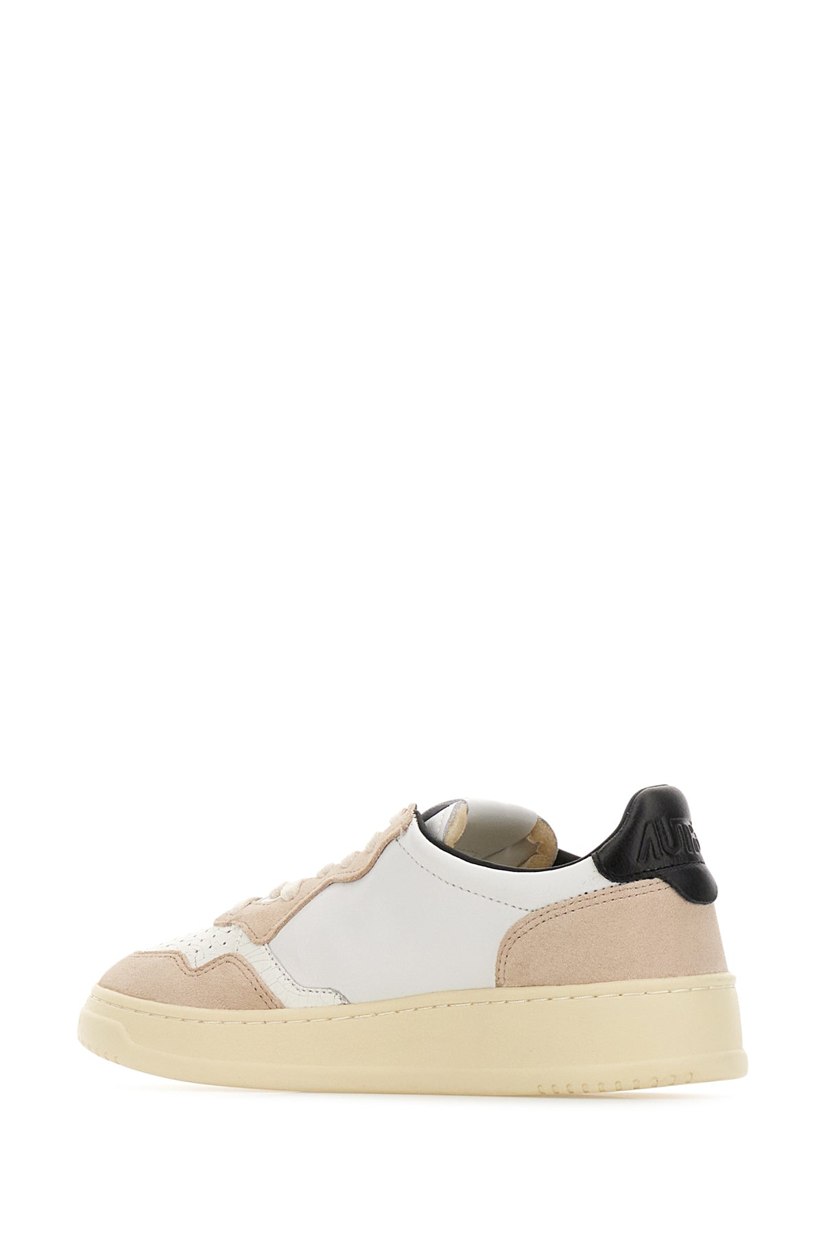 SNEAKERS_AULWVY02_WHTSNDBLK_Image_3