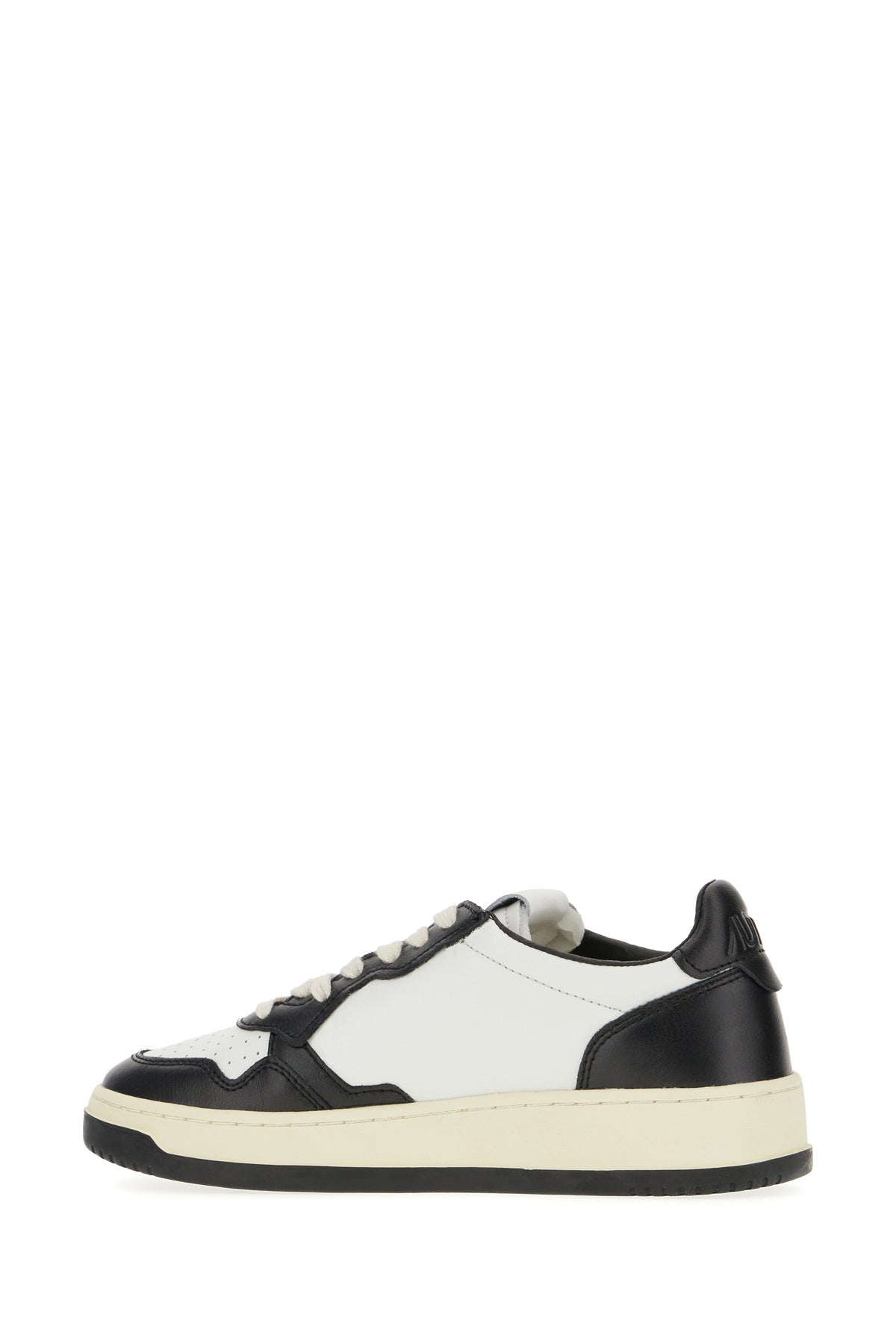 SNEAKERS_AULWWB01_WHITEBLACK_Image_3