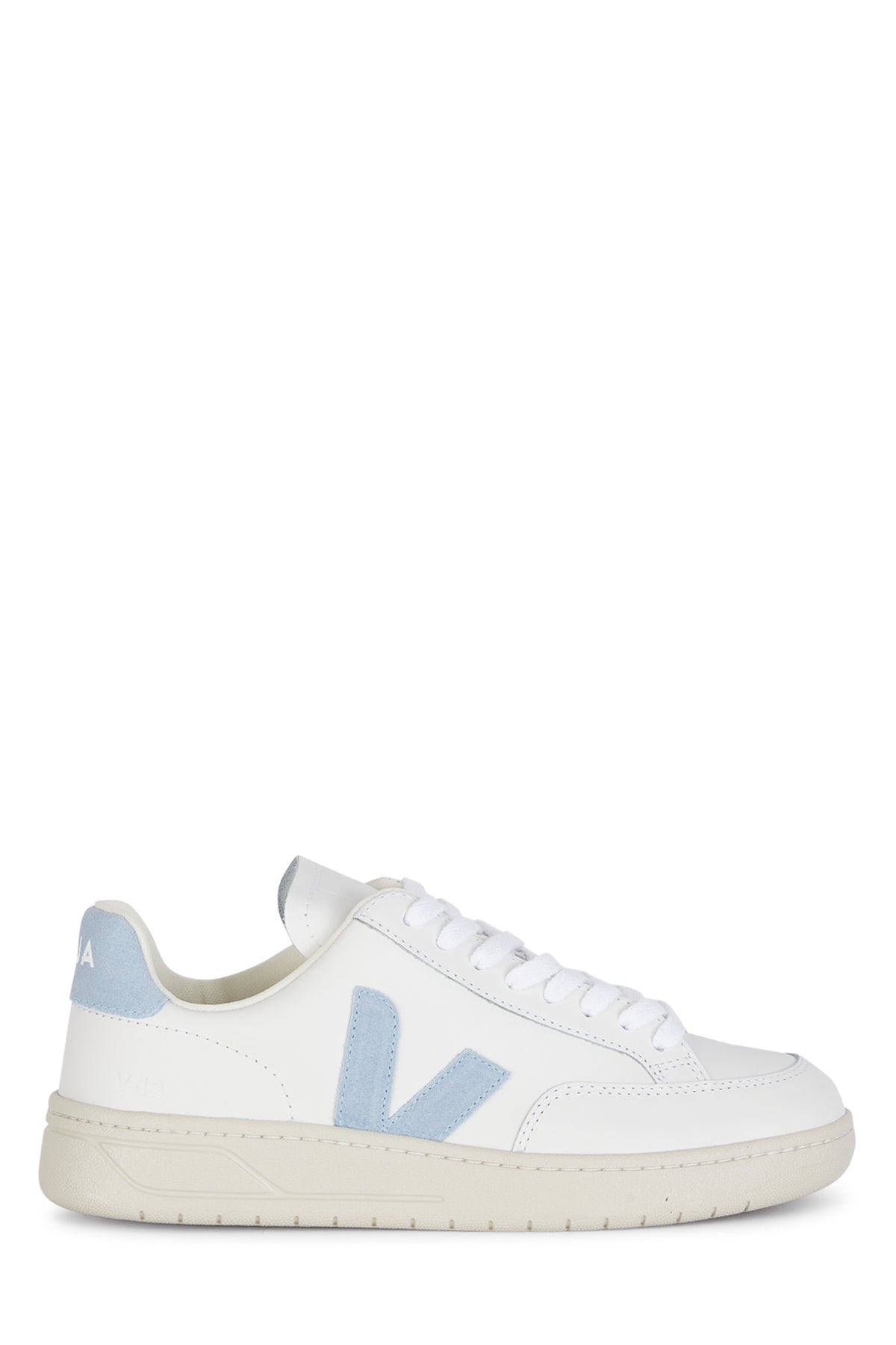 SNEAKERS_AXD0202787_EXTRAWHITESTEEL_Image_1