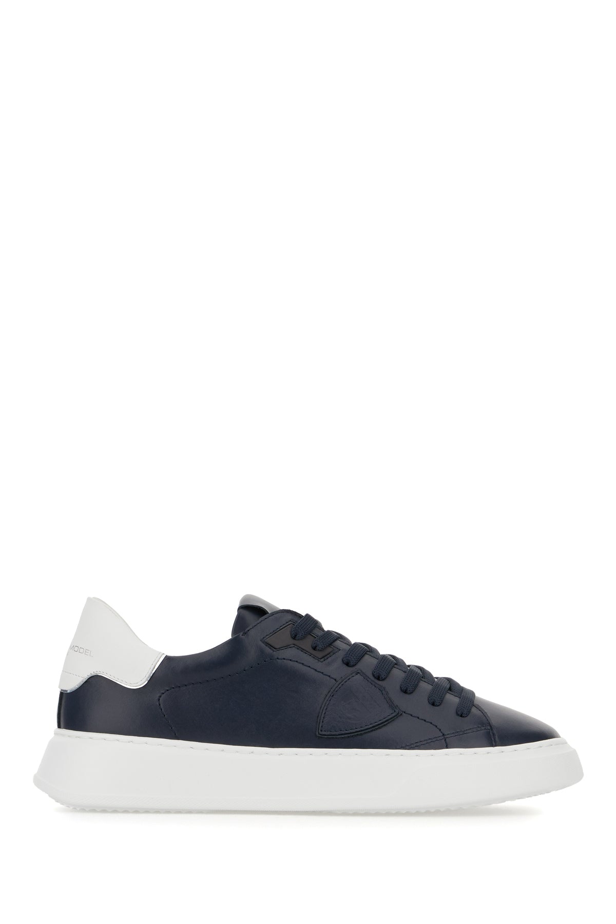 SNEAKERS_BTLUV016_V016_Image_1