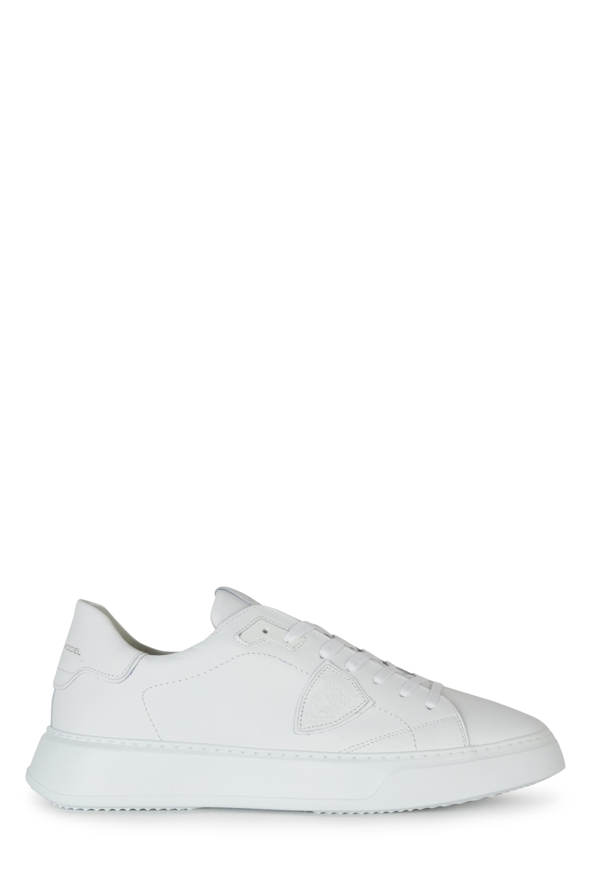 SNEAKERS_BTLUV0_01_Image_1