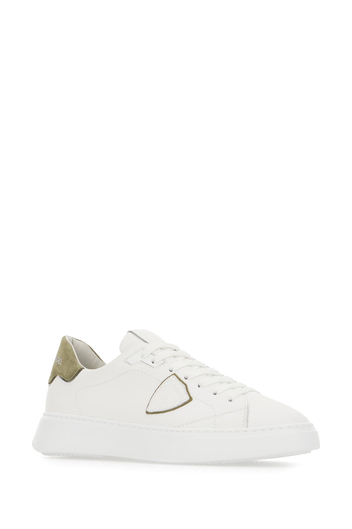 SNEAKERS_BTLUVD22_VD22_Image_2