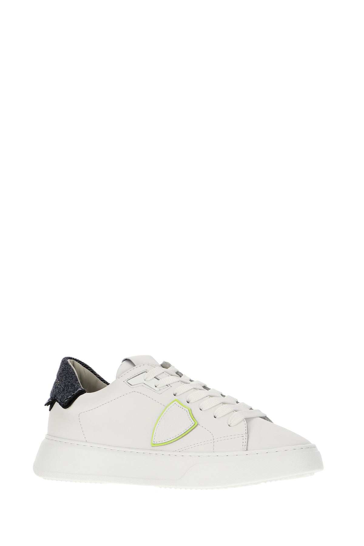 SNEAKERS_BTLUVLL2_VLL2_Image_2